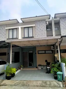 Dijual Rumah Strategis Cipondoh Tangerang Dekat Green Lake City