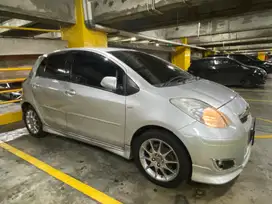 Toyota Yaris Bakpao AT S LTD Silver 2011