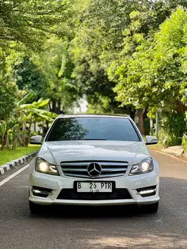 Mercedes Benz C250 2013 AMG plus Sunroof Panoramic