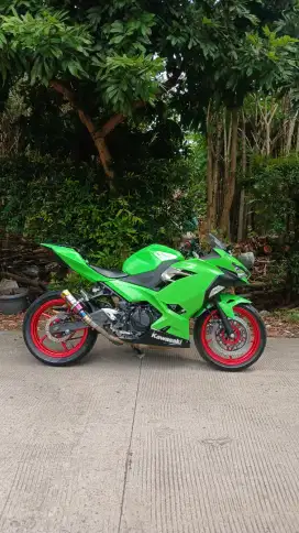 GRESS Kawasaki Ninja 250FI thn 2018 DP 500rb