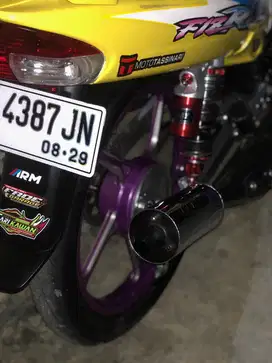 Dijual velg set dengan ban