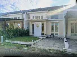 Dijual Rumah Makassar sekitar Jalan Metro Tanjung Bunga