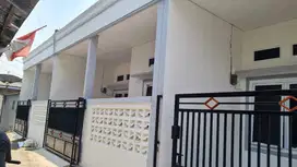 Rumah baru cantik 2 unit di menceng