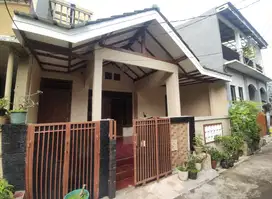Rumah dijual di Cisauk