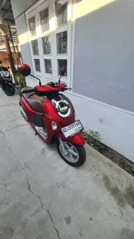 Scoopy 2024 akhir