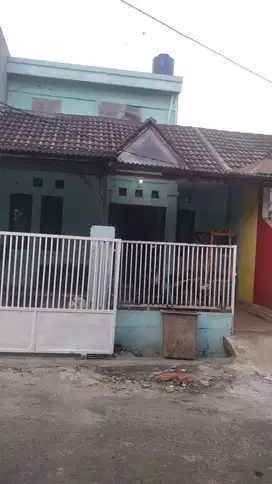 Rumah dikontrakkan di karawaci residence