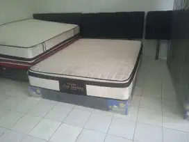 dipan 1 set beserta kasur