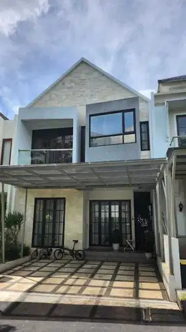 Rumah Cantik 2 Lantai di Cluster Colony Residence Lebak Bulus