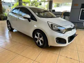 Kia rio 2014 matic , 1.4 bensin
