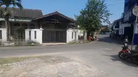Turun Harga !!!  Dijual Cepat Tanah Hook Bonus Rumah Tua Bebas Banjir