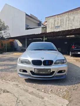 BMW E46 Facelift 318i 2003