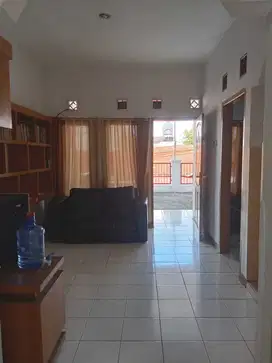 DI KONTRAKAN RUMAH PLUS FURNISHED 16 MENIT KE KAMPUS STT TELKOM