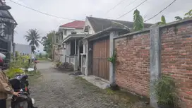 Tanah Luas Tembok Keliling Pakiskembar Malang