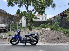 Tanah Banyu Anyar 150Mt, Ld 10Mt,dekat Jl Adi Sumarmo,Banjarsari,sol