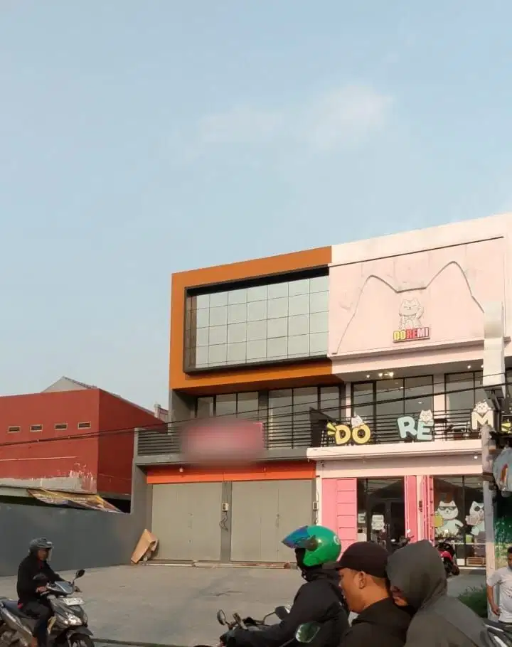 DIJUAL CEPAT RUKO GANDENG 3 LT LUAS 160M KARANG TENGAH PARKIR LUAS