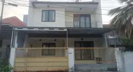Sewa Rumah 2 LT,Baratajaya dkt Manyar,Pucang,Ngagel,Prapen,bratang