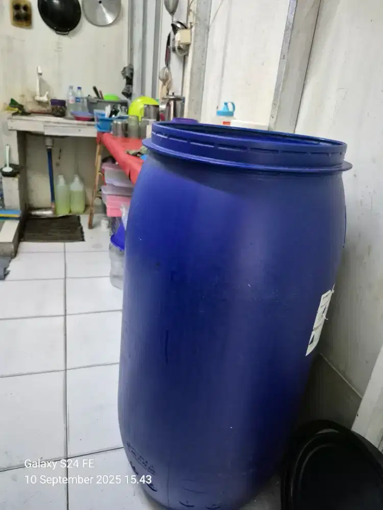 Tong air ukuran 250 liter harga pas mulus