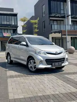 TOYOTA AVANZA VELOZ 1.5 MANUAL 2012 - DP 15JT