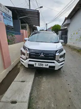 DIJUAL XPANDER CROSS MATIC