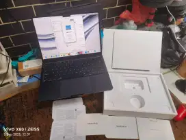 Macbook Air M2 2022 Normal Siap Pakai