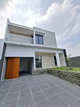 Rumah Mewah Baru Siap Huni Di Setiabudi Bandung dekat kampus UPI