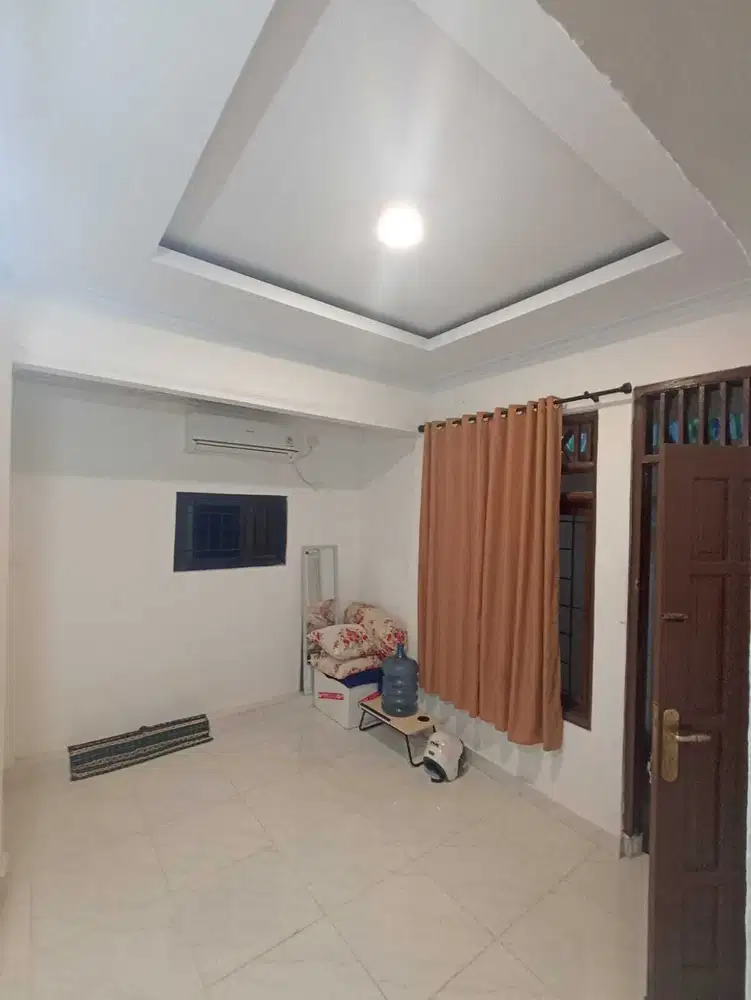 Dijual Rumah akses motor di cilandak Jakarta Selatan