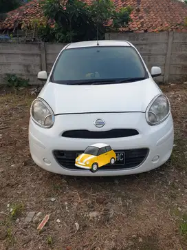 Nissan March 2011 Bensin