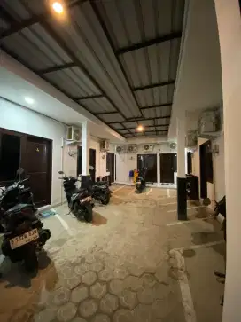 DIJUAL EKSKLUSIF KOST
