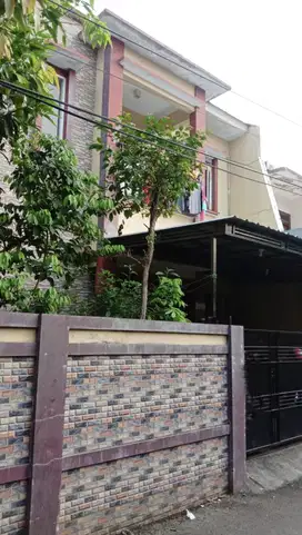 Dijual Rumah 2 Lantai di Swadaya Poltangan Jakarta selatan