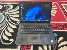 Dell Latitude 3380 (second). Intel Core i3-6006U. RAM 8 GB. SSD 128 GB