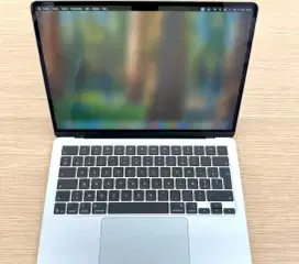Terima Jual Beli Macbook Pro Air M1 M2 M3 M4 iPhone iPad Ditampung