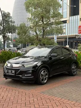 [ LOWKM ][ KM38RB ] Honda HR-V HRV SE 2020 Non Prestige S E CVT hitam