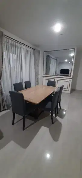 Disewakan apartemen lloyd alam sutra 3 Br