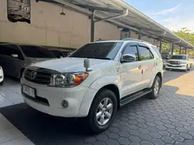 Fortuner 2.5 G Diesel A/T 2010