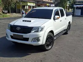 hilux 2.5 V matic 4x4 double cabin