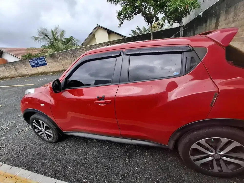 Dijual NISSAN JUKE MATIC 1.5 2011