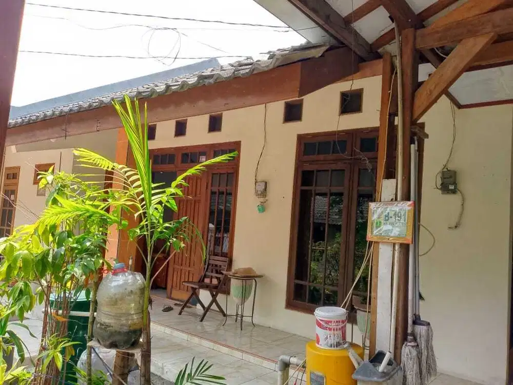 DIJUAL SEGERA RUMAH DI LOKASI SANGAT STRATEGIS KOMPLEK AL JATIBENING