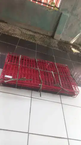 Paket Kandang Litter Box Plus Tempat Makan Kucing Masih bagus
