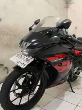 suzuki gsx R 150