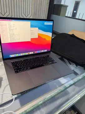 Macbook Pro 16 inch 2019 core i7 16/512GB