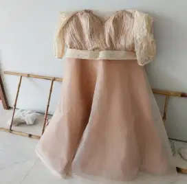 Dress Bekas Buatan Designer Untuk Ukuran Wanita Jumbo