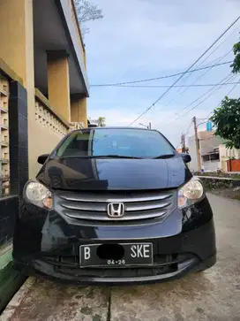 FREED E PSD OTOMATIC TRIPTONC2011,MINIBUS SPORT MEWAH KLG,PEMAKAI(NEGO