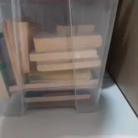 Buku Bekas Pelajaran Bahasa Inggris dan Bacaan Anak - Anak