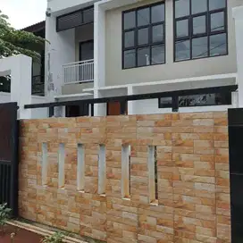 Dijual Rumah Baru 2 Lti, Pesanggrahan, Petukangan Selatan - Jaksel