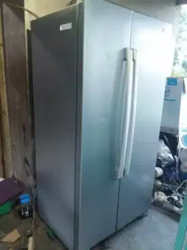 kulkas besar side by side Lg Normal siap pakai