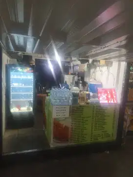Di cari pegawai rumah makan pujasera