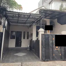 Rumah Area Strategis Di Perumahan Bukit Cimanggu City Bogor
