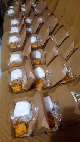 PESANAN NASI BOX & NASI KOTAK TANIA CATERING BANDUNG