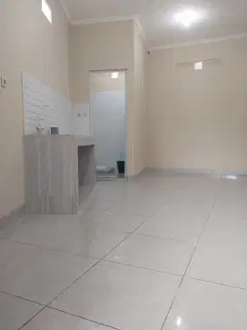 Kontrakan Bu Fat Kos