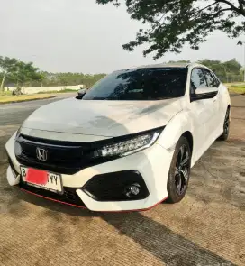 Civic hatchback 2019 km39rb